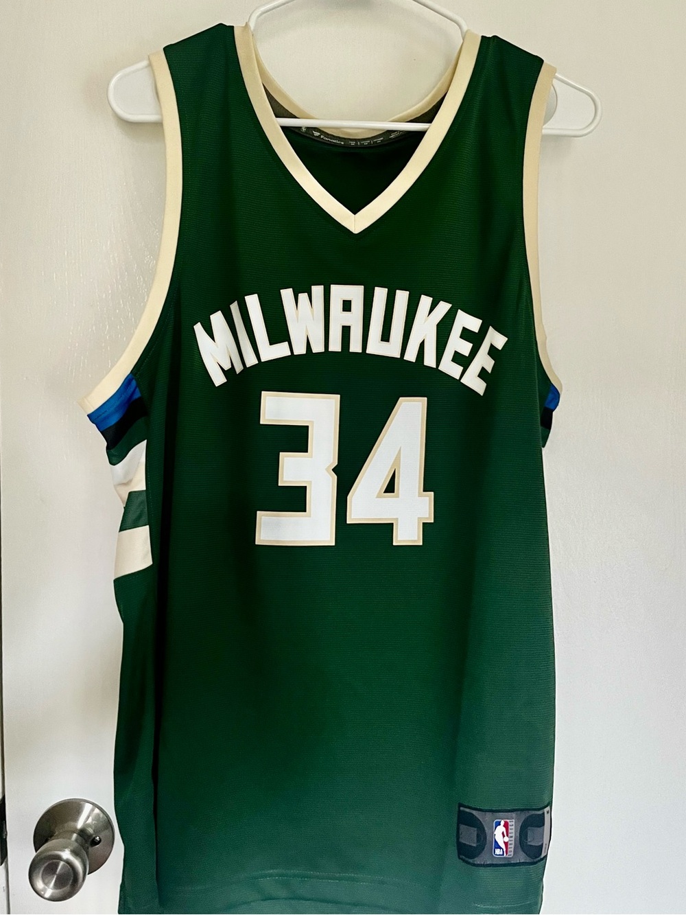 Men’s Milwaukee Bucks Jersey